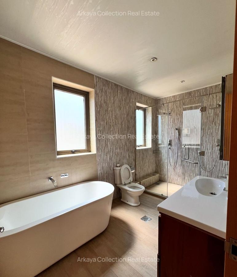 4 Bed Townhouse with En Suite in Kileleshwa - 7