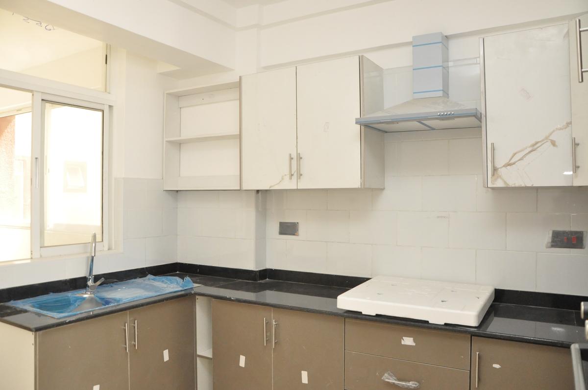 3 Bed Apartment with En Suite at Kiambu Road - 5