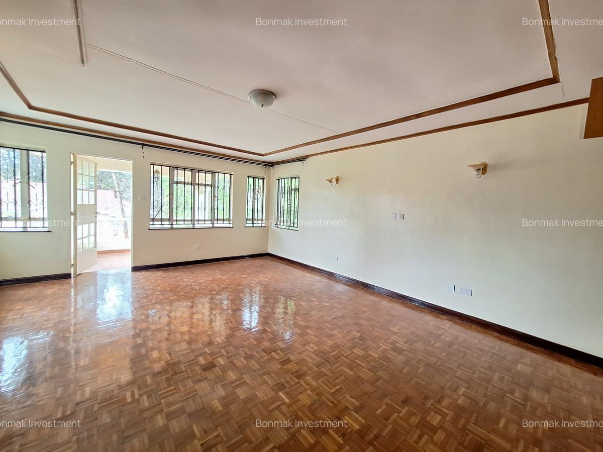 4 Bed Townhouse with En Suite at Lavington Estate - 8