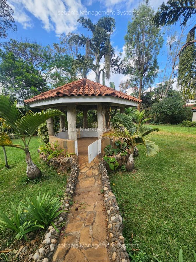 4 Bed Villa with En Suite at Mimosa Road - 4