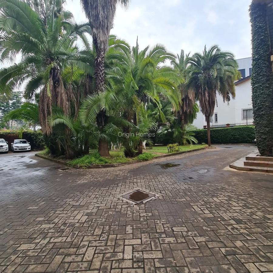 1,354 ft² Commercial Property with Service Charge Included at Westlands - 5