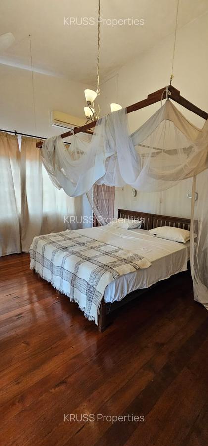 Furnished 2 Bed Apartment with En Suite at Ar174 - 13