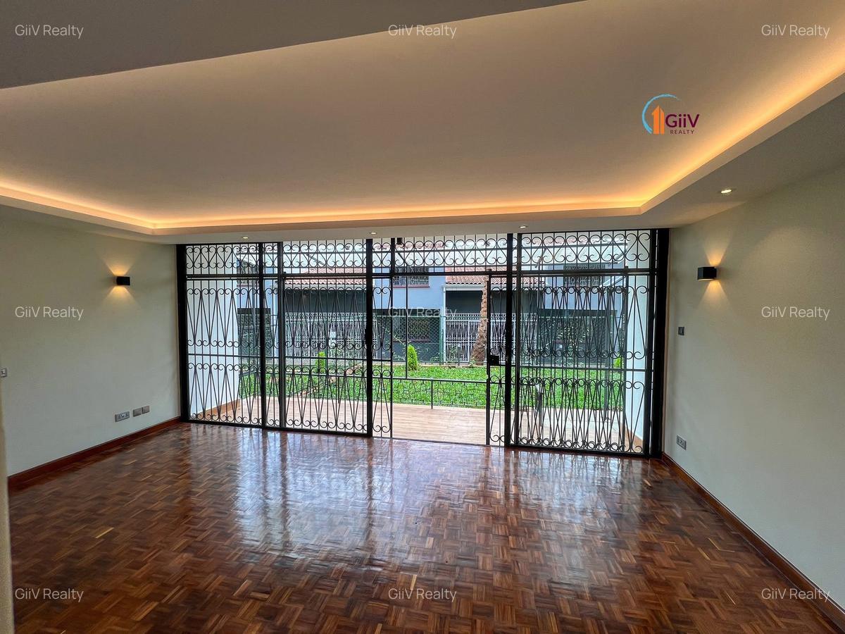 4 Bed Townhouse with Garden in Westlands Area - 6