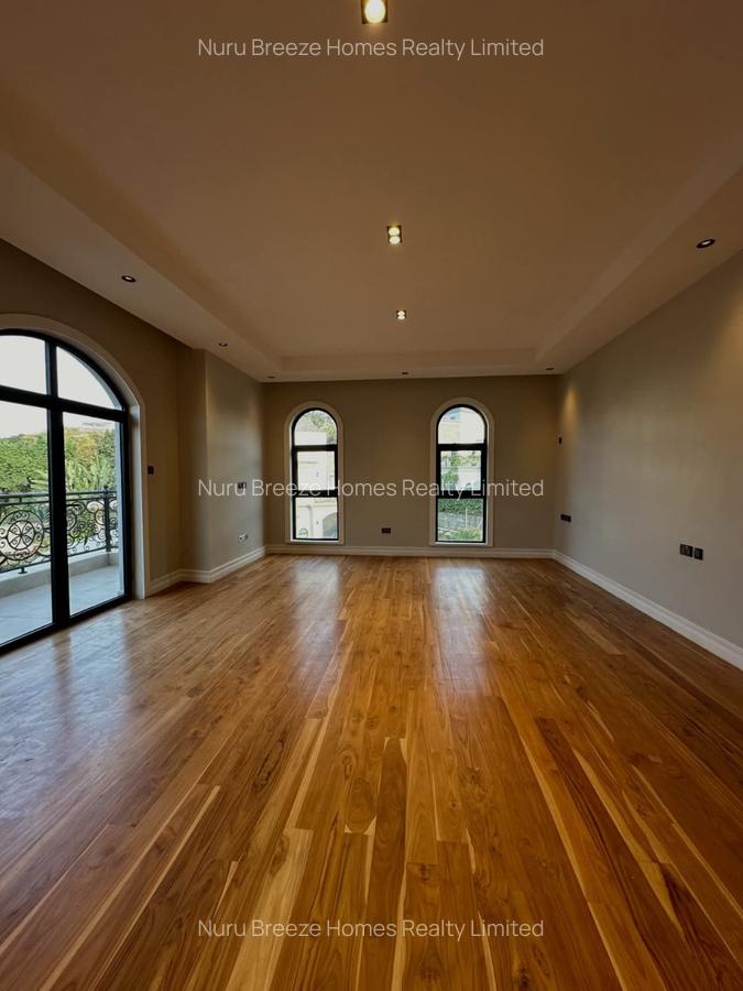 5 Bed Townhouse with En Suite in Loresho - 17