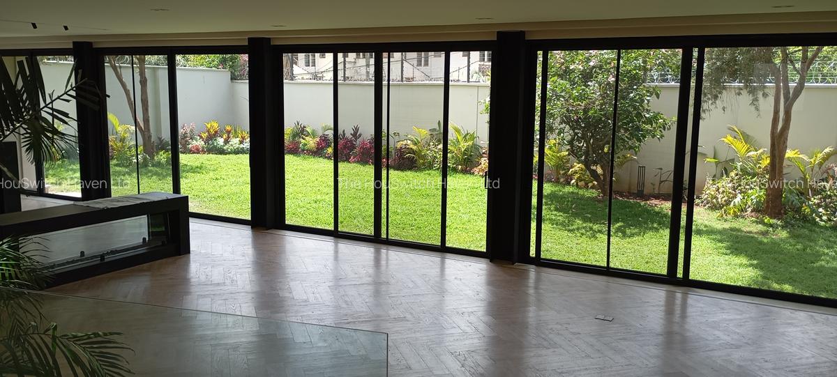 5 Bed Villa with En Suite in Westlands Area - 4