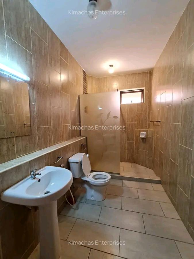 3 Bed Apartment with En Suite at Moyne Drive - 17