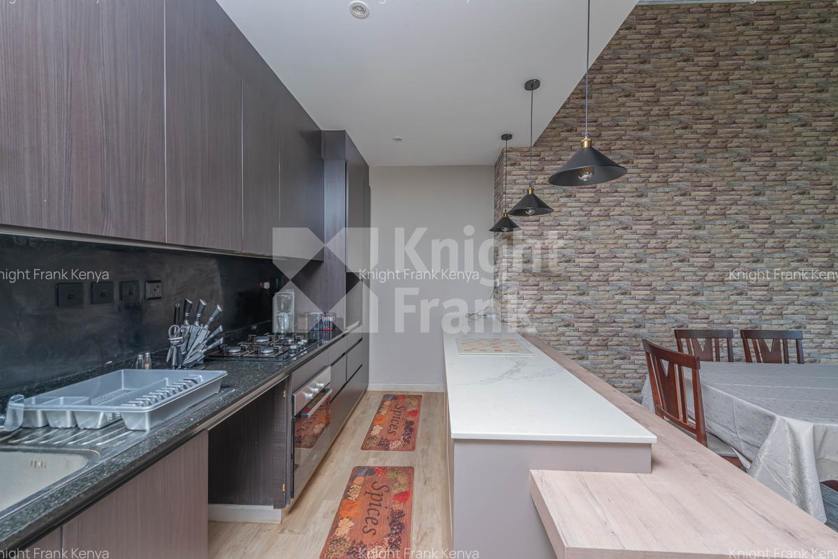 3 Bed Townhouse with En Suite at Runda Road - 9