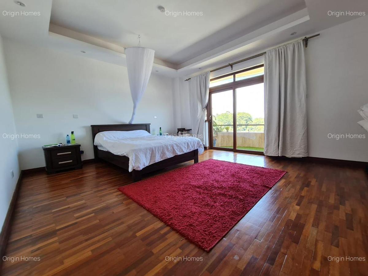 4 Bed Apartment with En Suite at General Mathenge - 10