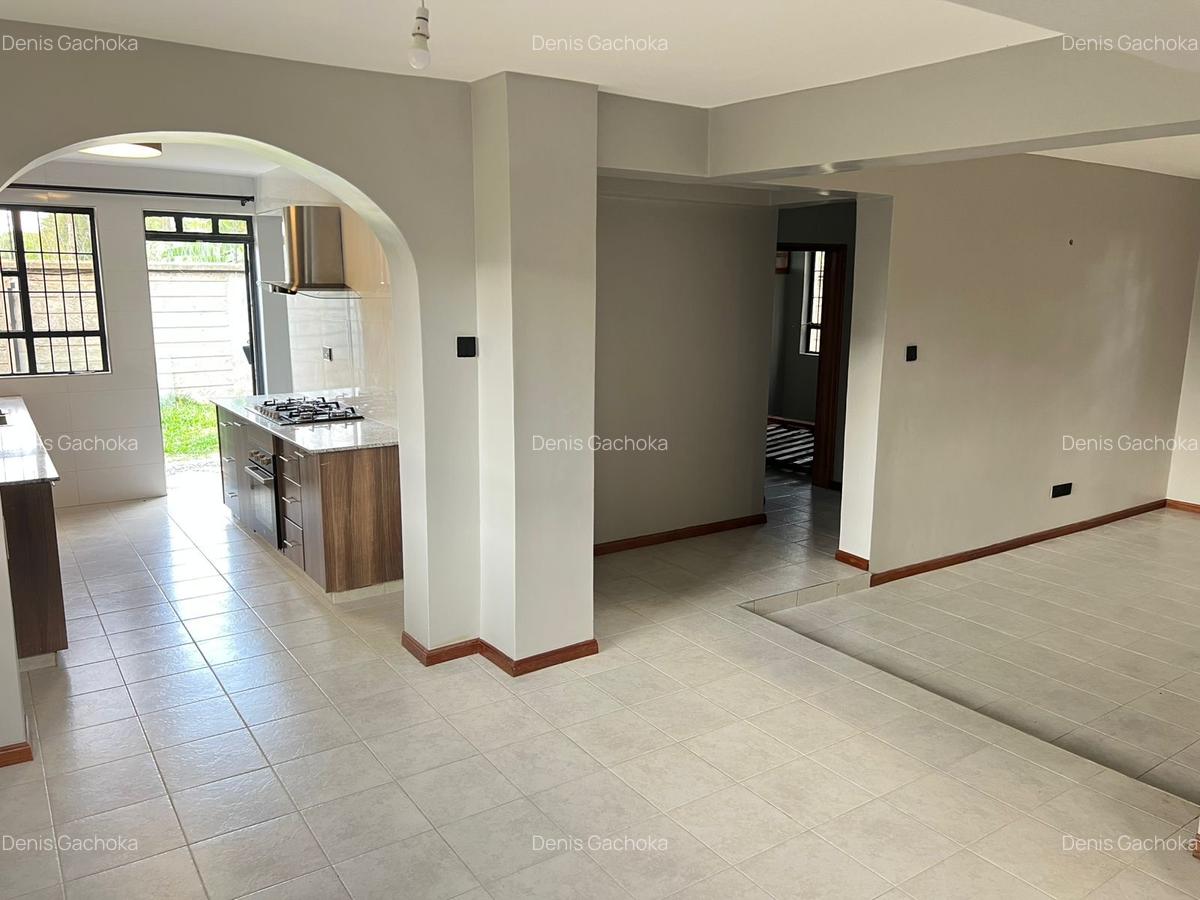4 Bed House with En Suite at Elgon Street - 14