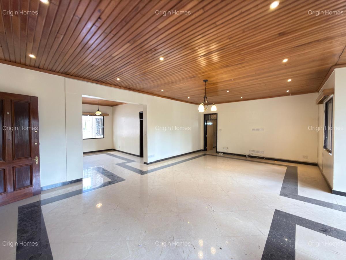 4 Bed Apartment with En Suite at Rhapta Road - 10