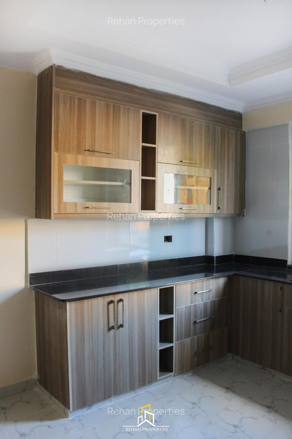 2 Bed Apartment with En Suite in Nyali Area - 5