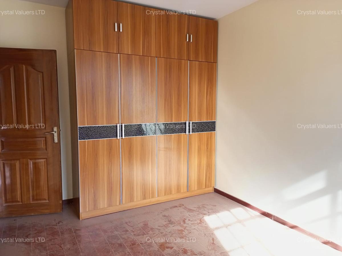 2 Bed Apartment with En Suite in Lavington - 5