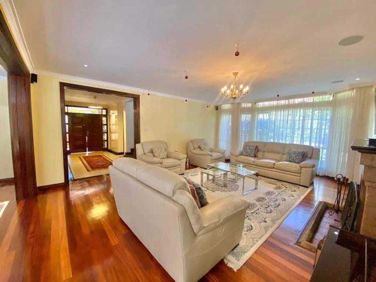 5 Bed Townhouse with En Suite in Rosslyn - 12