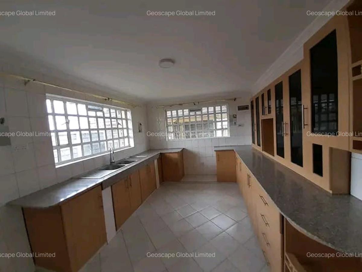 5 Bed House with En Suite in Kitengela - 4