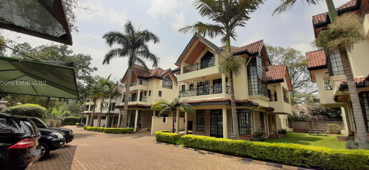 5 Bed Townhouse with En Suite in Lavington - 8