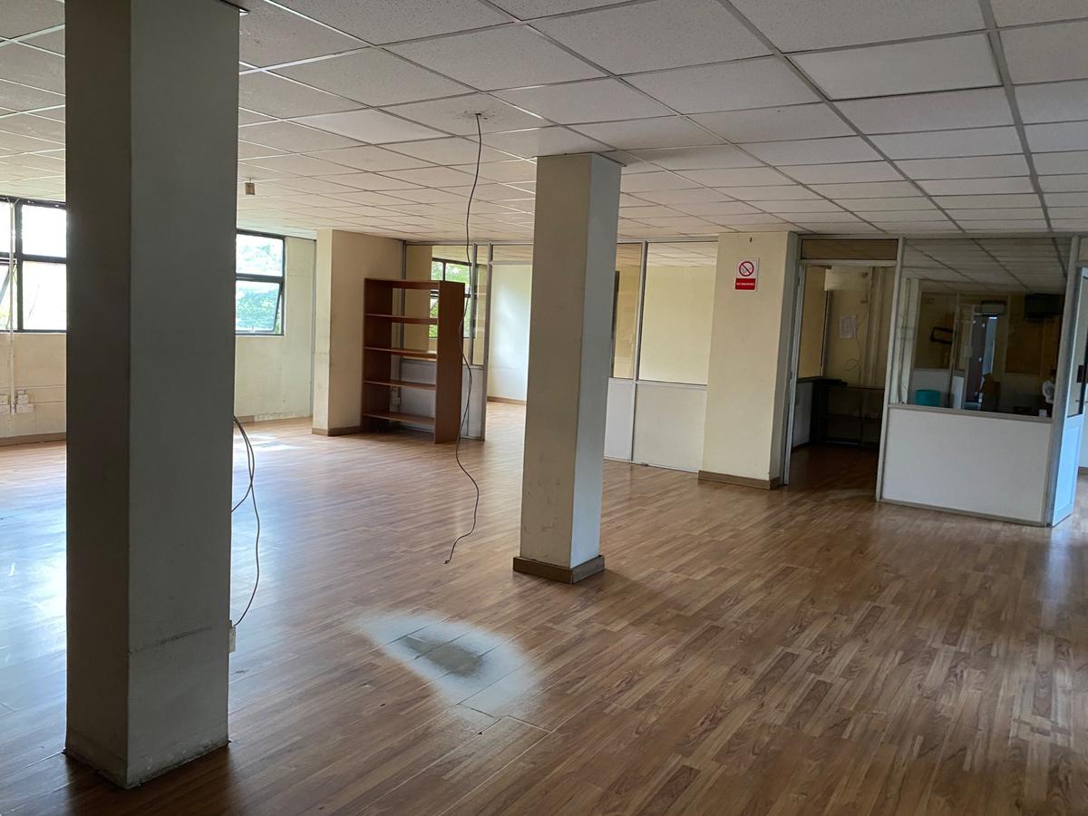 Commercial Property in Kilimani - 11