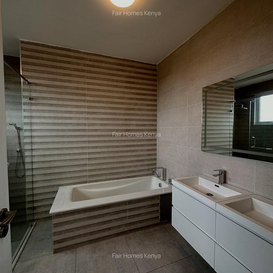 3 Bed Apartment with En Suite at Nyeri Road - 17