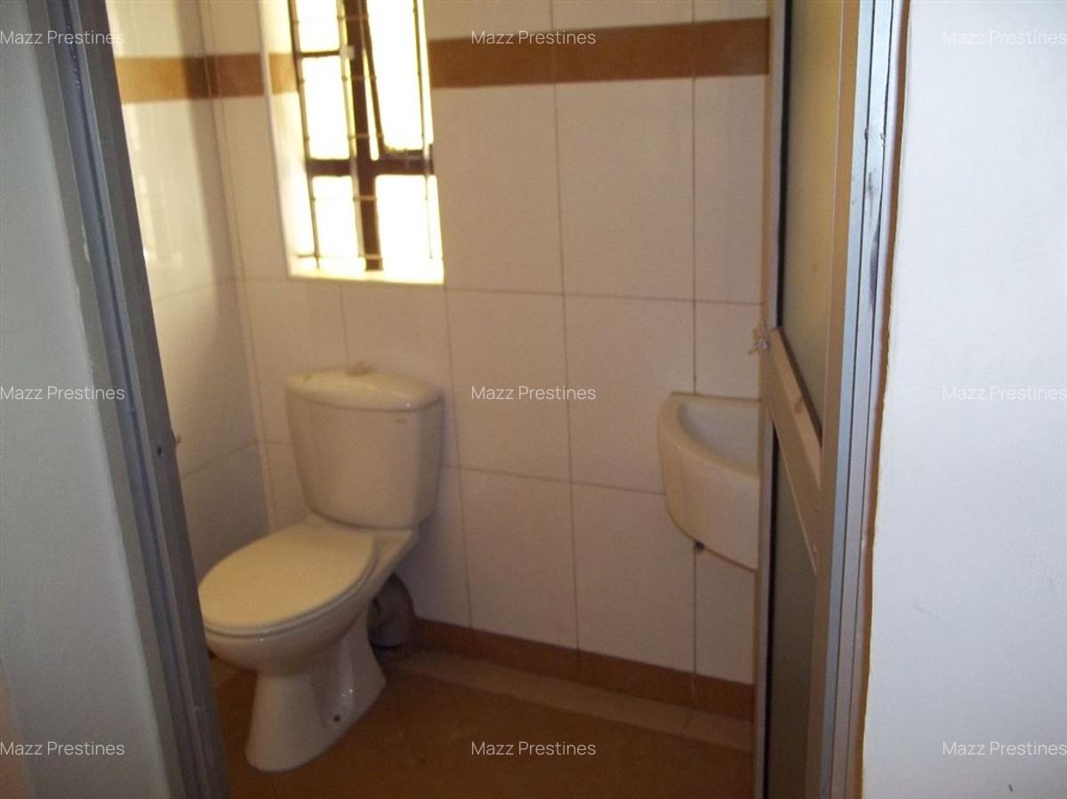 2 Bed Apartment with Lift in Garden Estate - 3