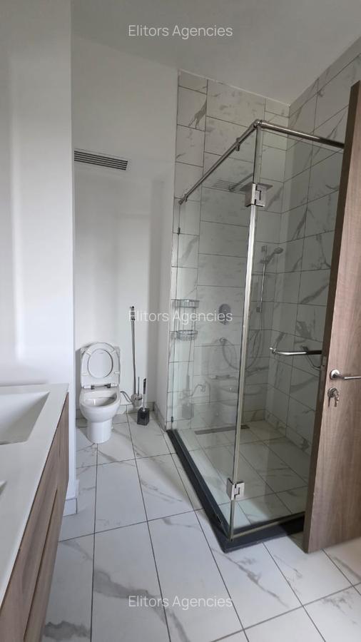 Serviced 2 Bed Apartment with En Suite at Two Rivers - 15