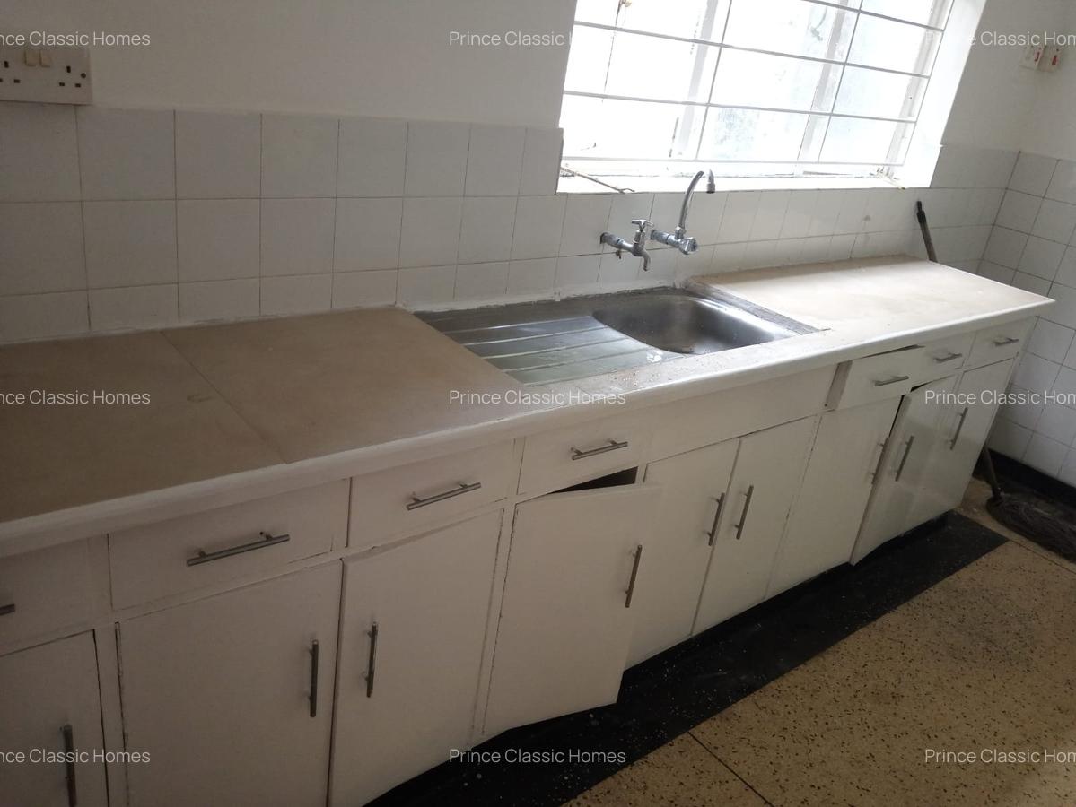 3 Bed Apartment with En Suite in Kilimani - 1