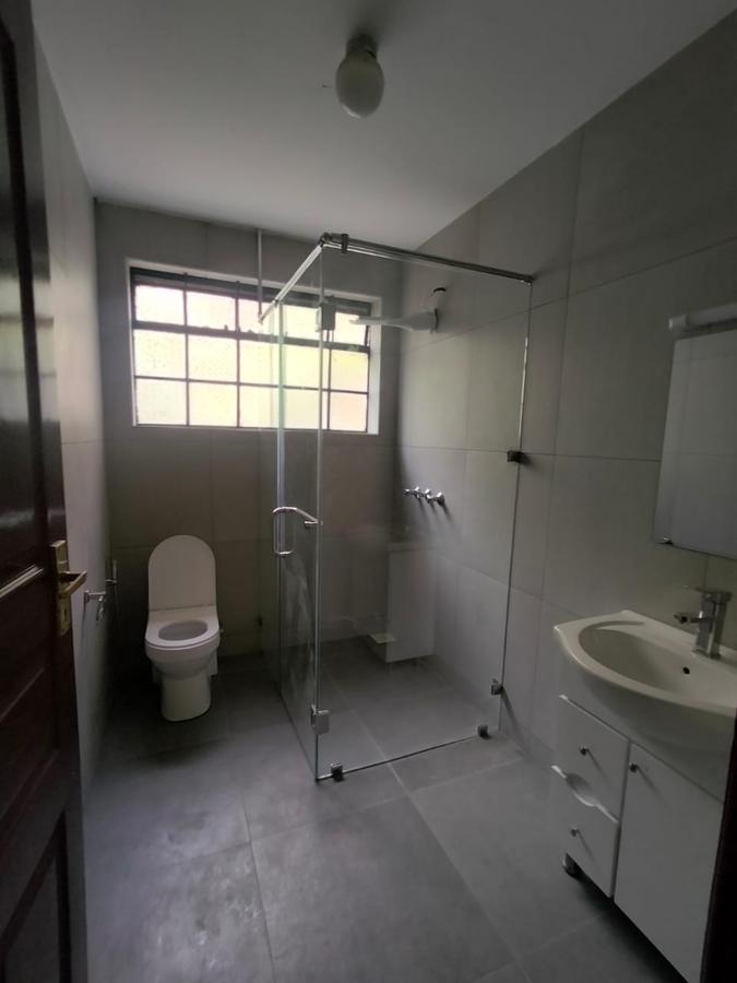 3 Bed Apartment with En Suite in Lavington - 9