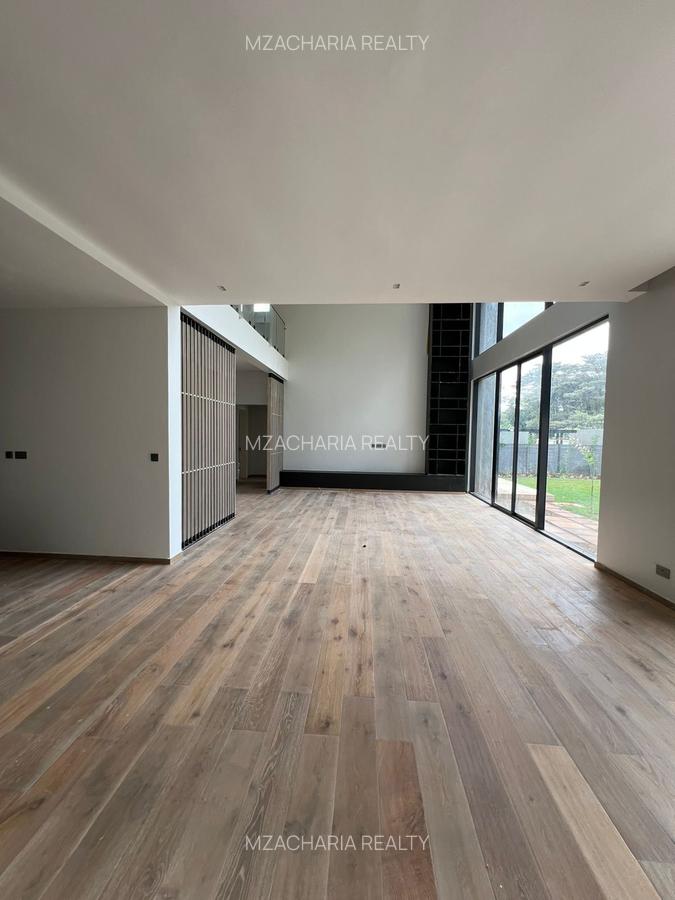 5 Bed Townhouse with En Suite in Runda - 3