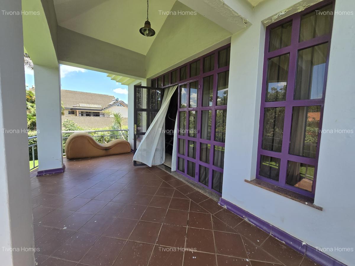 4 Bed House with En Suite in Runda - 16