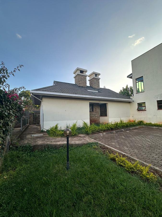 5 Bed House with En Suite in Karen - 3