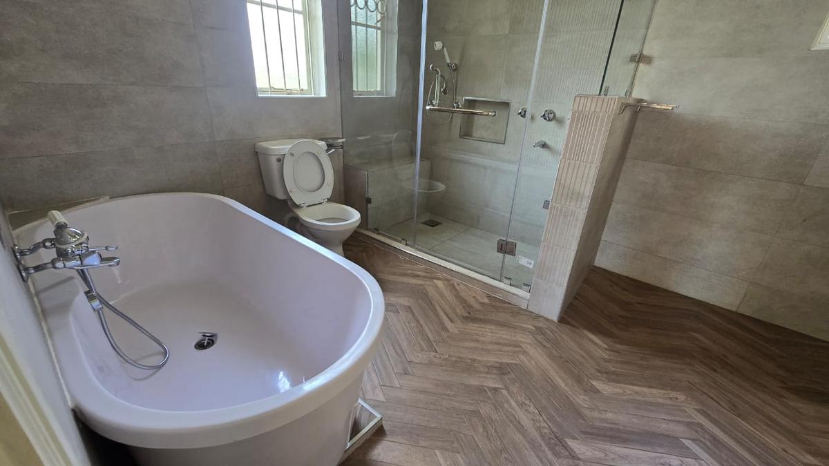 4 Bed House with En Suite in Gigiri - 17