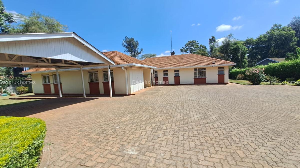 4 Bed Townhouse with En Suite at Spring Valley - 4