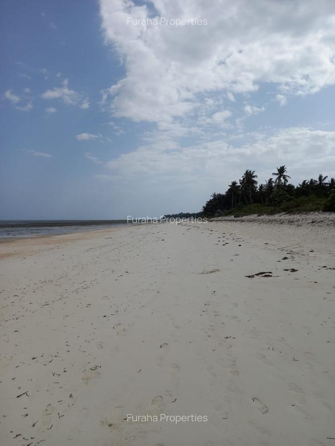 1 ac Commercial Land in Kikambala - 1