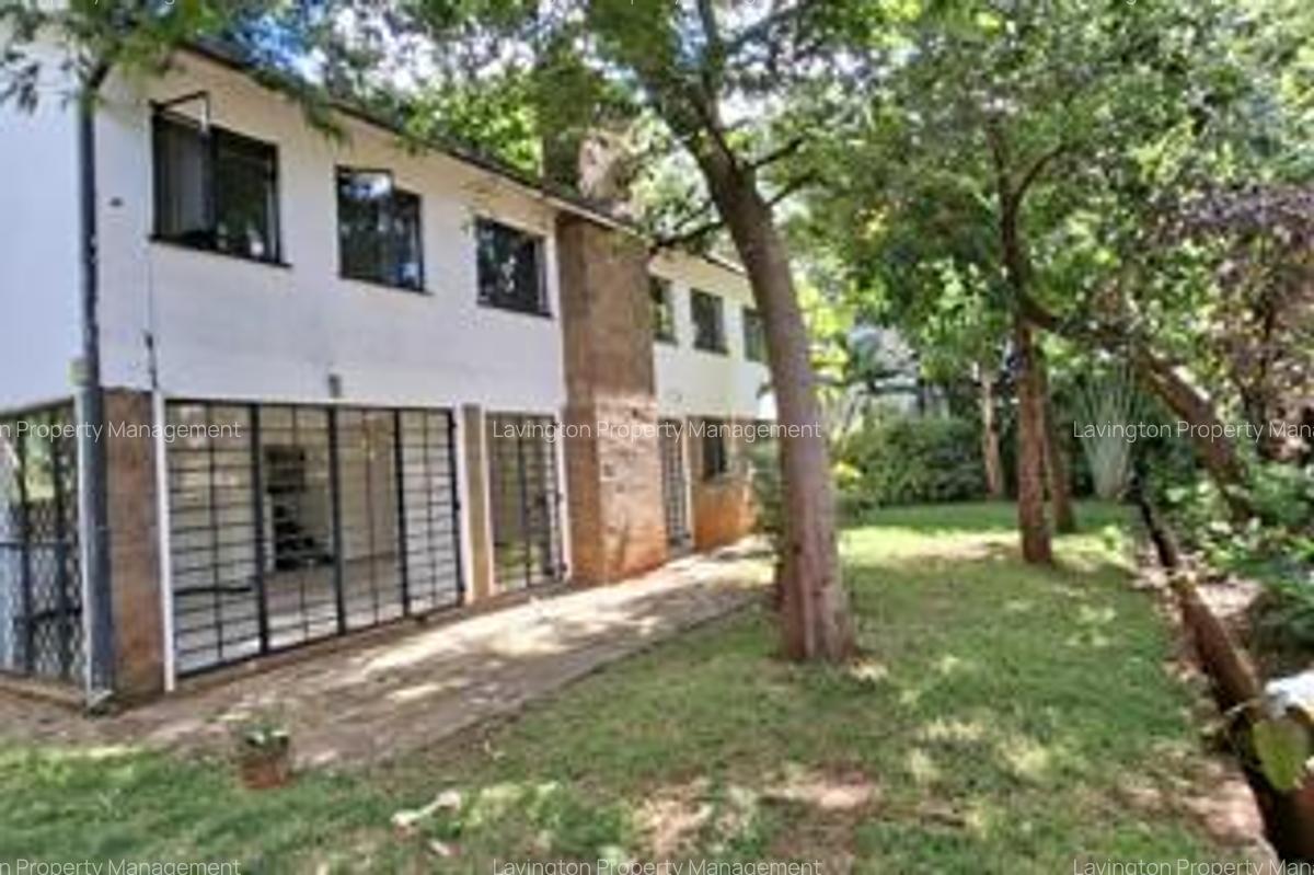 4 Bed Townhouse with En Suite at Lavington Green - 2