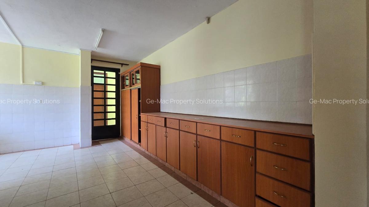 4 Bed House with En Suite in Kitisuru - 11