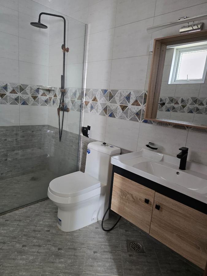 3 Bed Apartment with En Suite at General Mathenge - 16