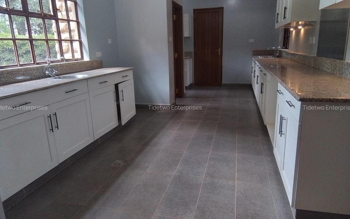 5 Bed House with Garden in Karen Hardy - 6