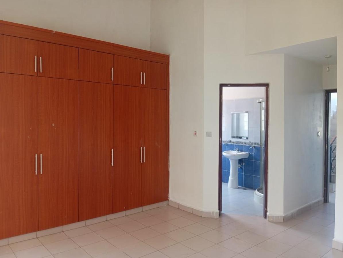5 Bed House with En Suite at Thika Road - 7
