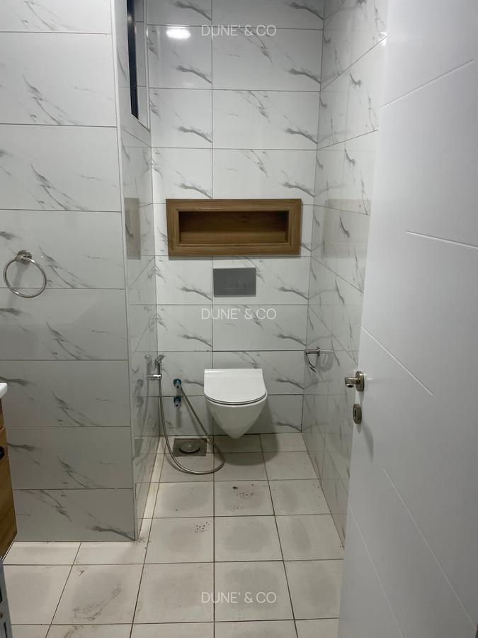 2 Bed Apartment with En Suite in Lavington - 5