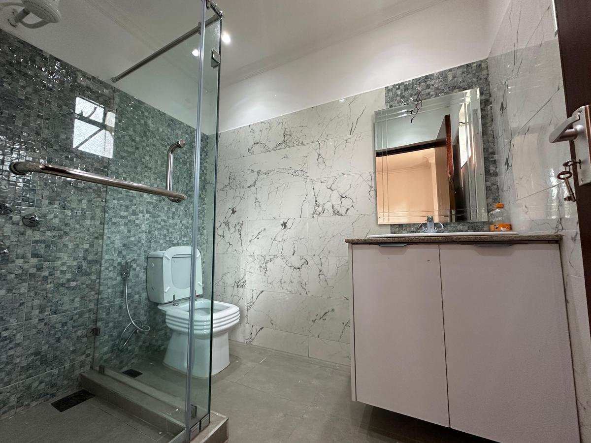 4 Bed Apartment with En Suite at Westlands - 18