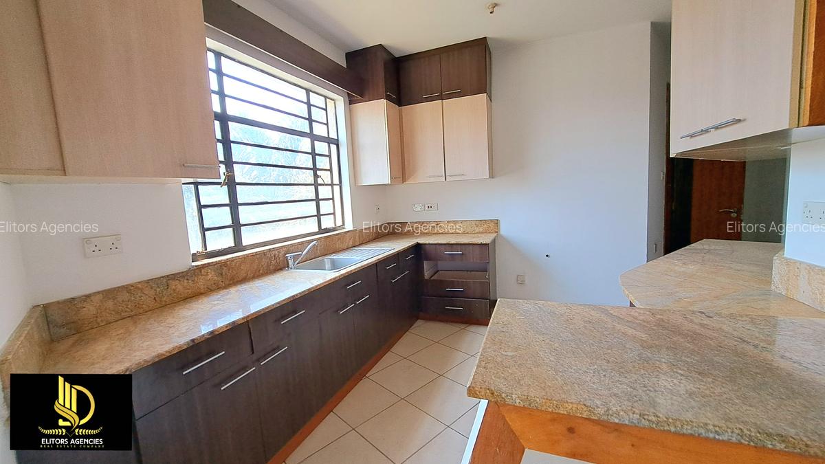 3 Bed Apartment with En Suite at 4Th Parklands - 2