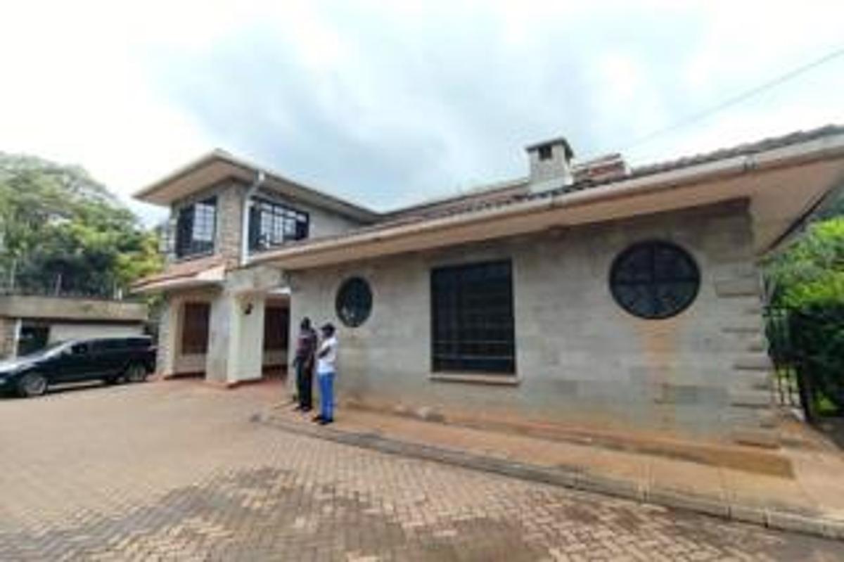 4 Bed Townhouse with En Suite at Lavington Green - 11