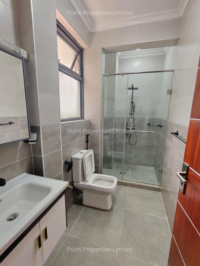 4 Bed Townhouse with En Suite in Karen - 18