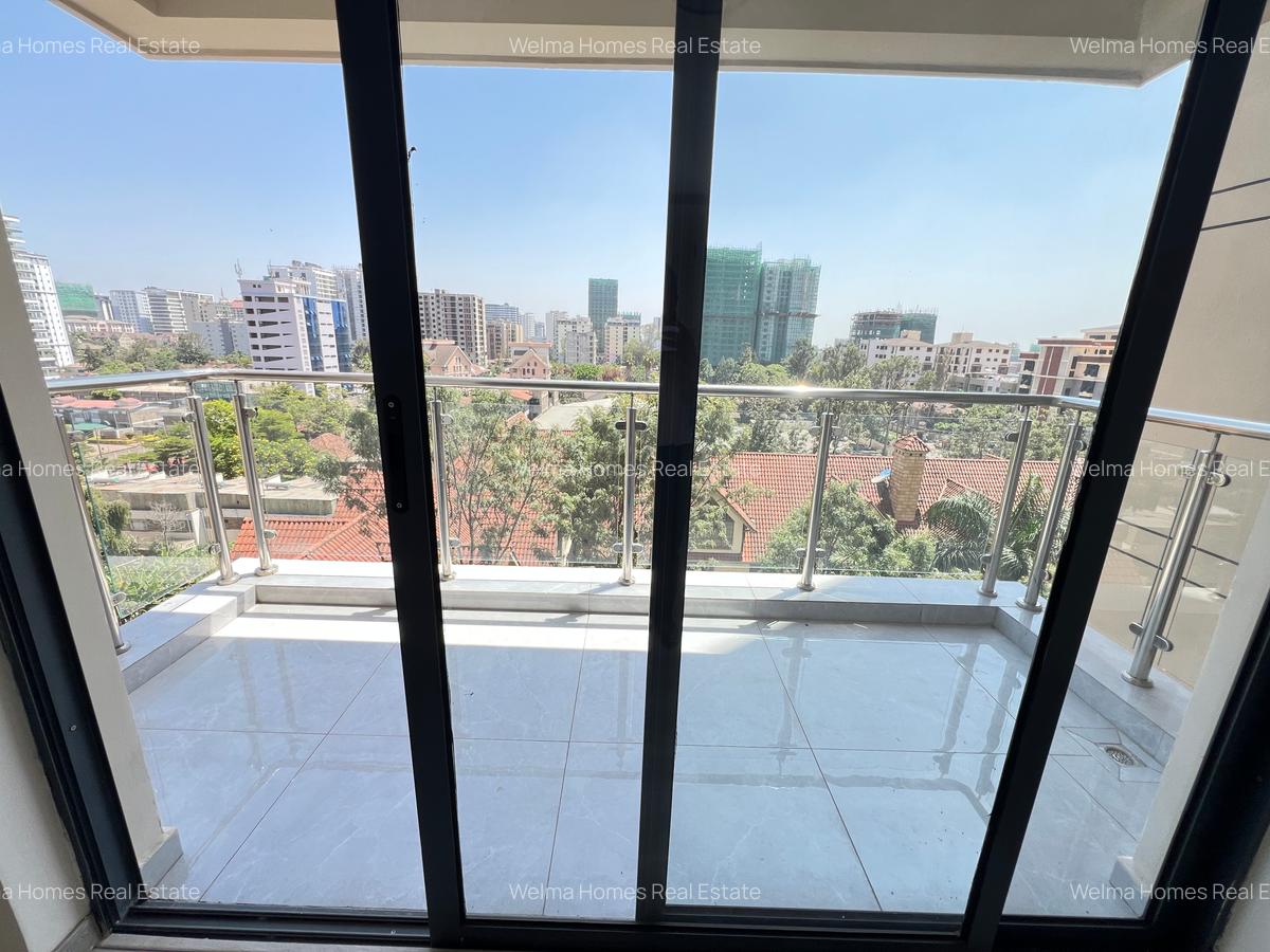 2 Bed Apartment with En Suite in Kilimani - 11