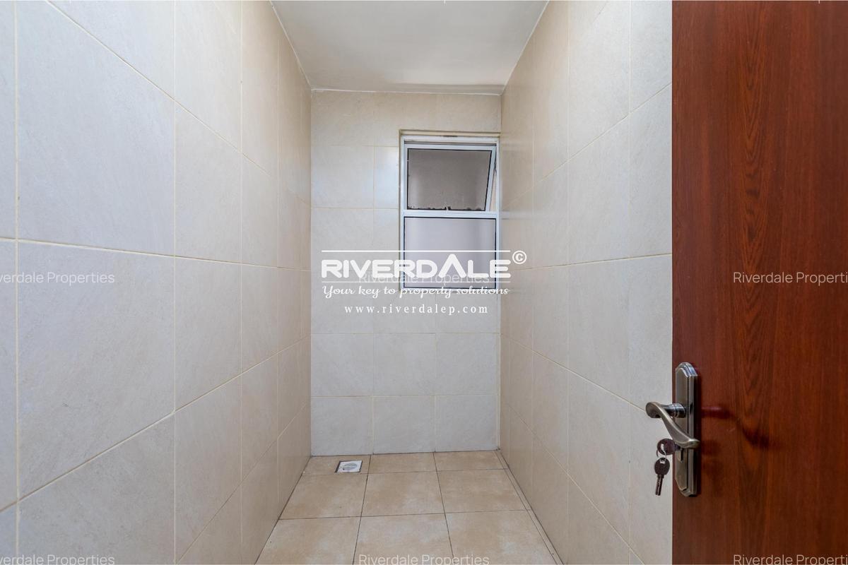 4 Bed Apartment with En Suite in Westlands Area - 7