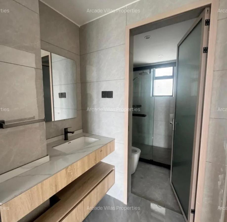 2 Bed Apartment with En Suite in Riverside - 9