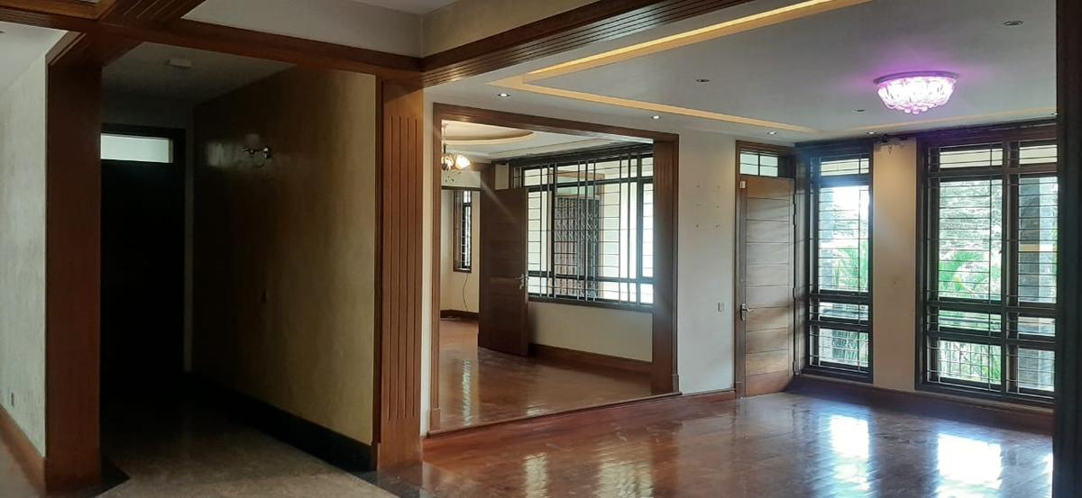 4 Bed House with En Suite in Runda - 8