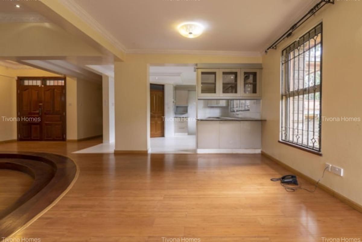 4 Bed Townhouse with En Suite in Runda - 10