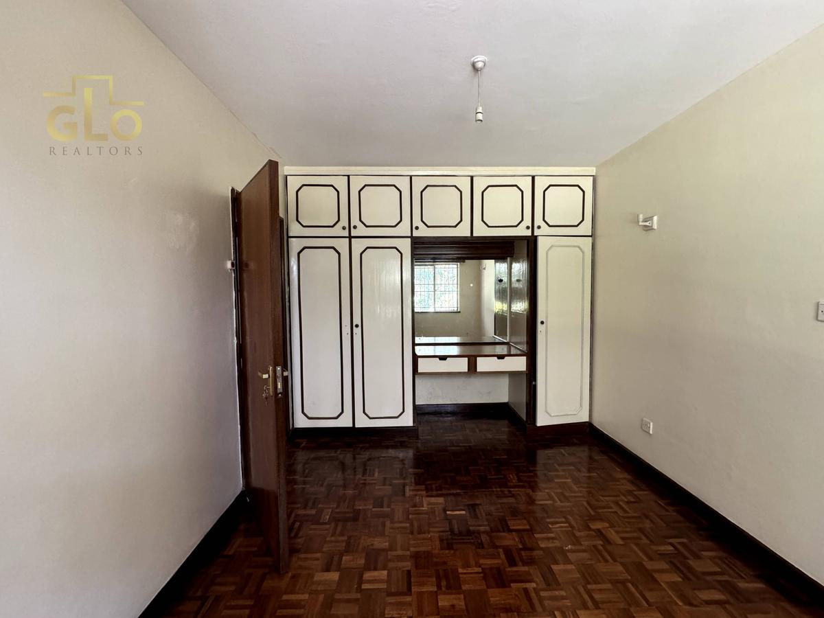 4 Bed Townhouse with En Suite in Kileleshwa - 17