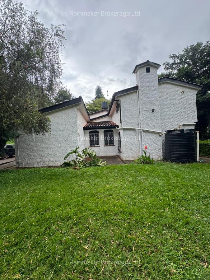 4 Bed Townhouse with En Suite in Hill View - 11