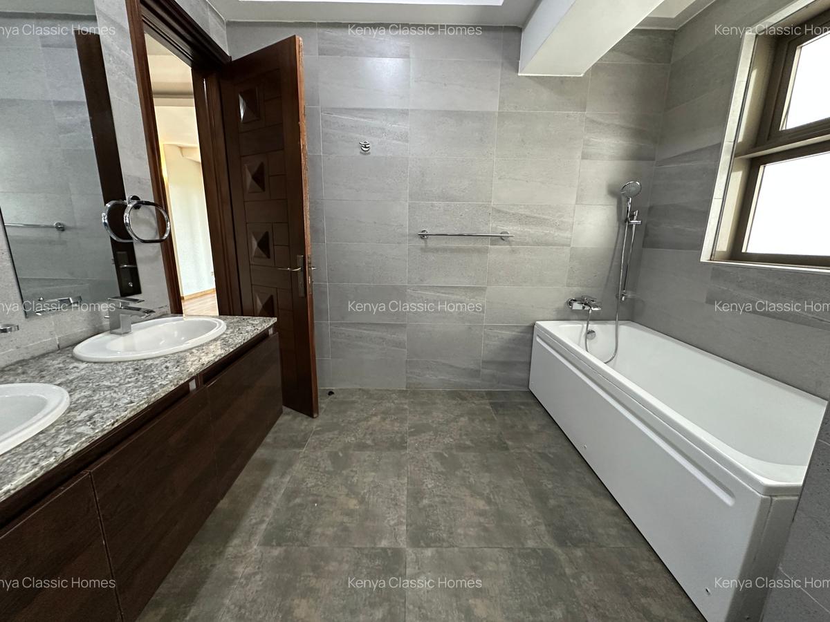 4 Bed Apartment with En Suite at Kilimani - 13