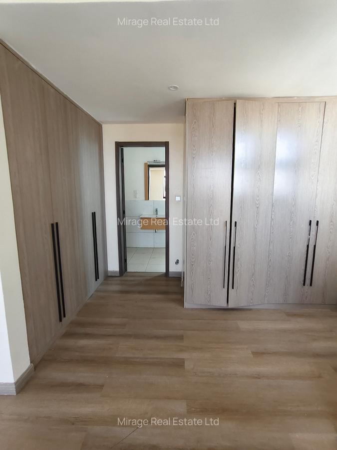5 Bed Apartment with En Suite in Kileleshwa - 6